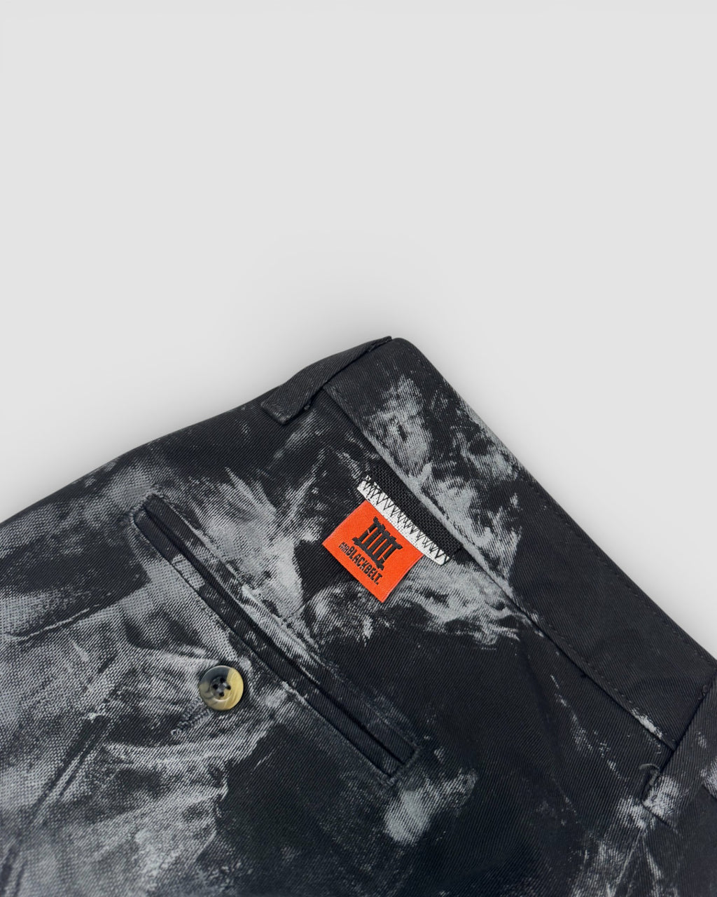 Riata Wangler/MBB x SIZE:33x36