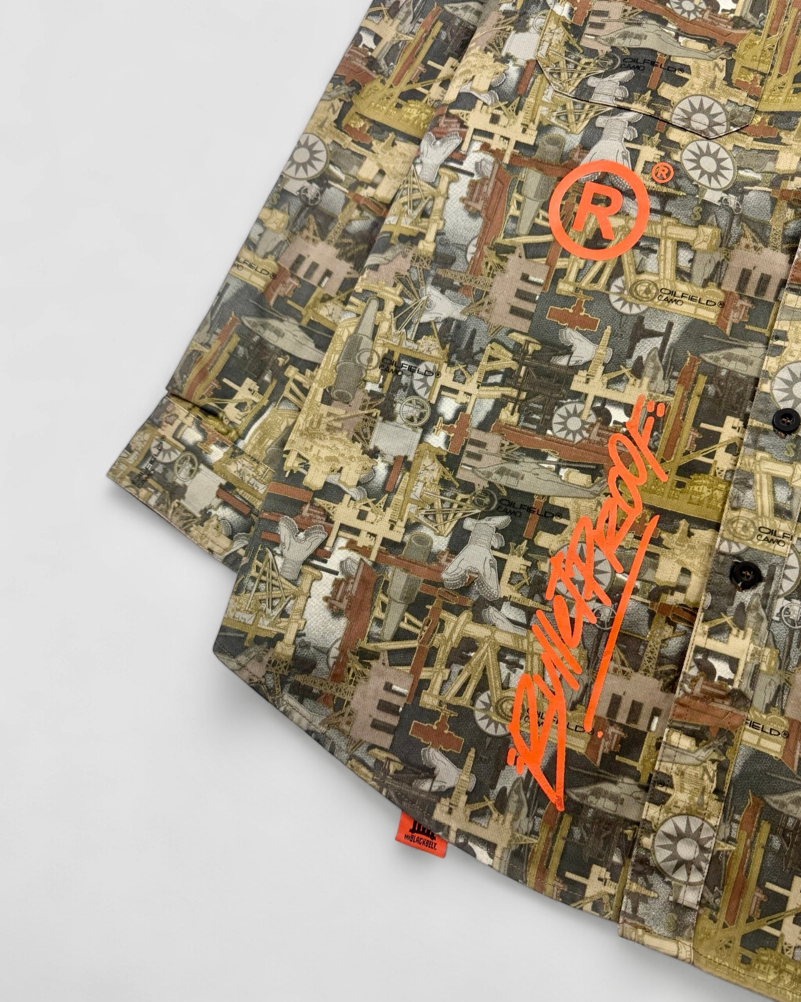 Walls X MBB  SIZE: L